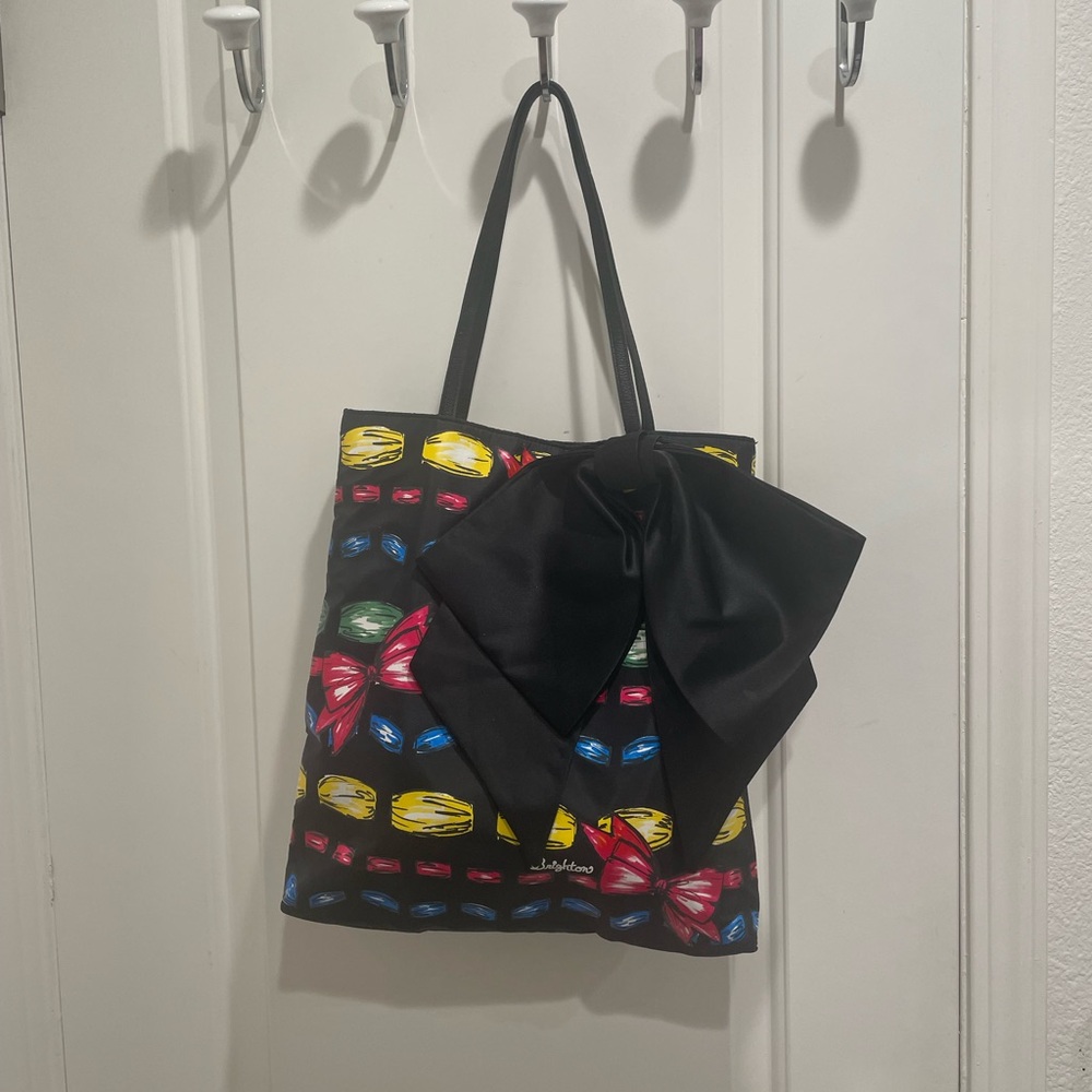 Brighton NWOT Tote. Beautiful Black Ribbon wrapped around as trim.